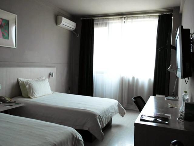 Jingjiang Inn Jurong Renmin Road Zhenjiang  Extérieur photo